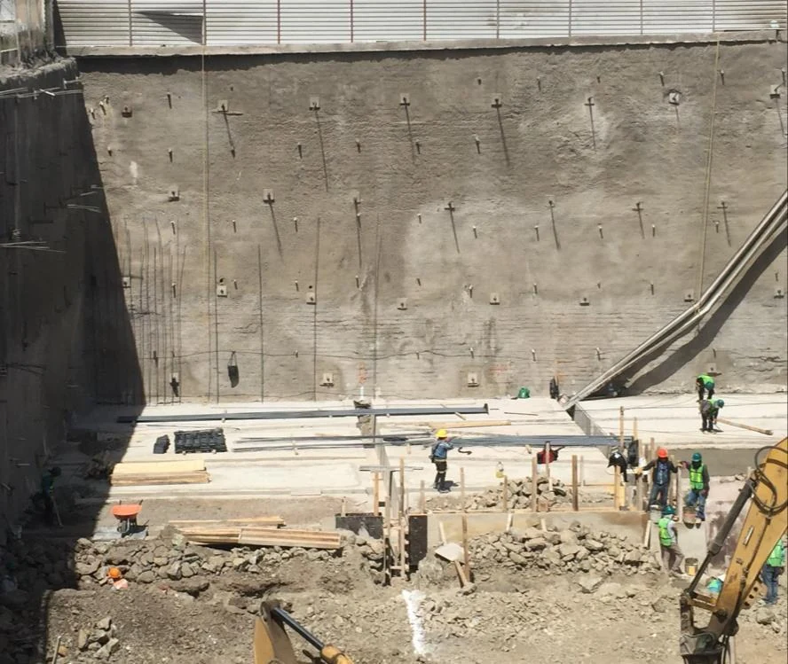 Corporativo Uptown — Registro de construcción